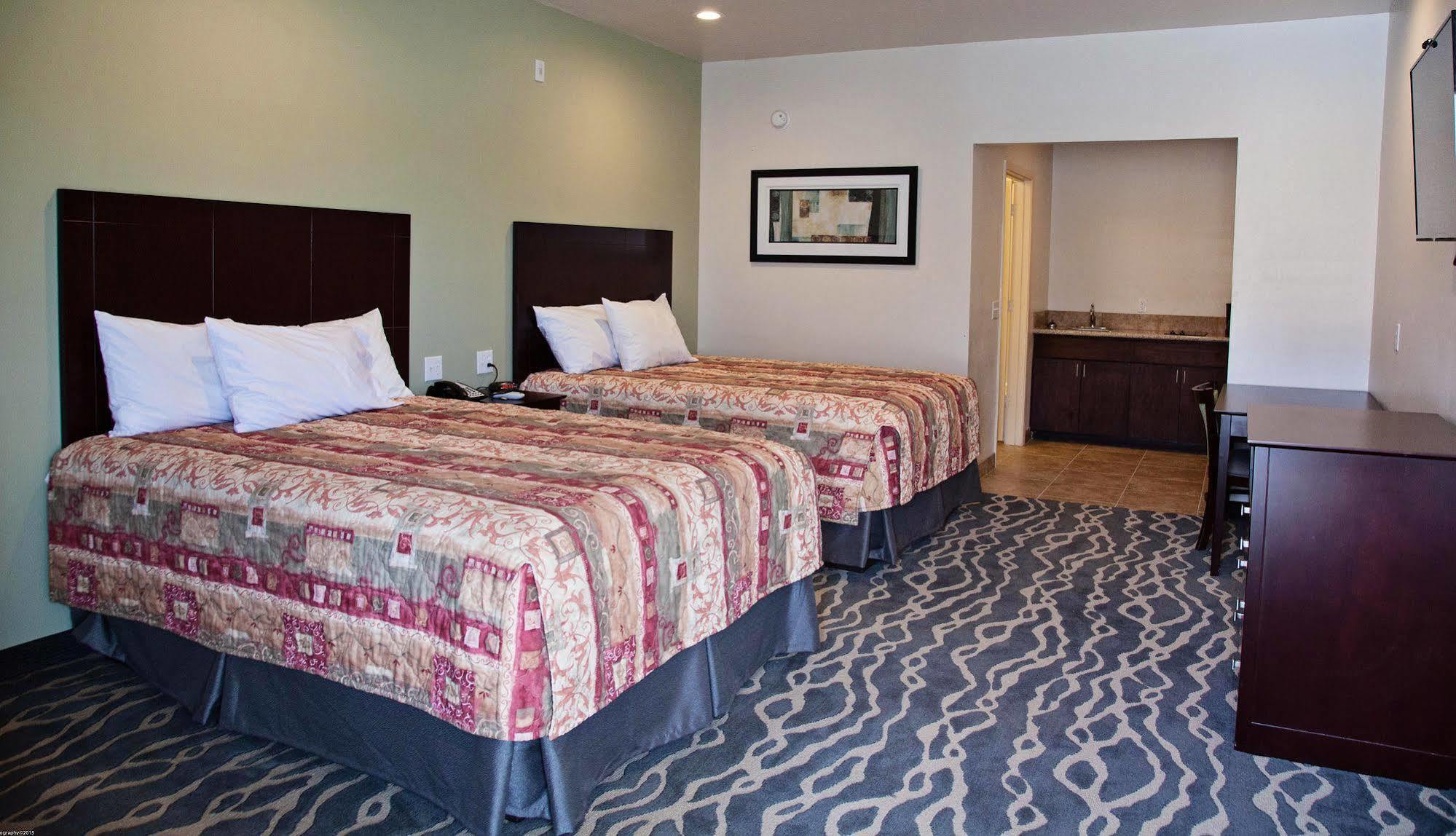 Big Lake Inn And Suites Dış mekan fotoğraf
